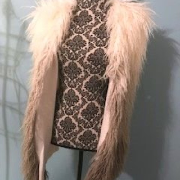 Fluttery - Picture 3 of 5